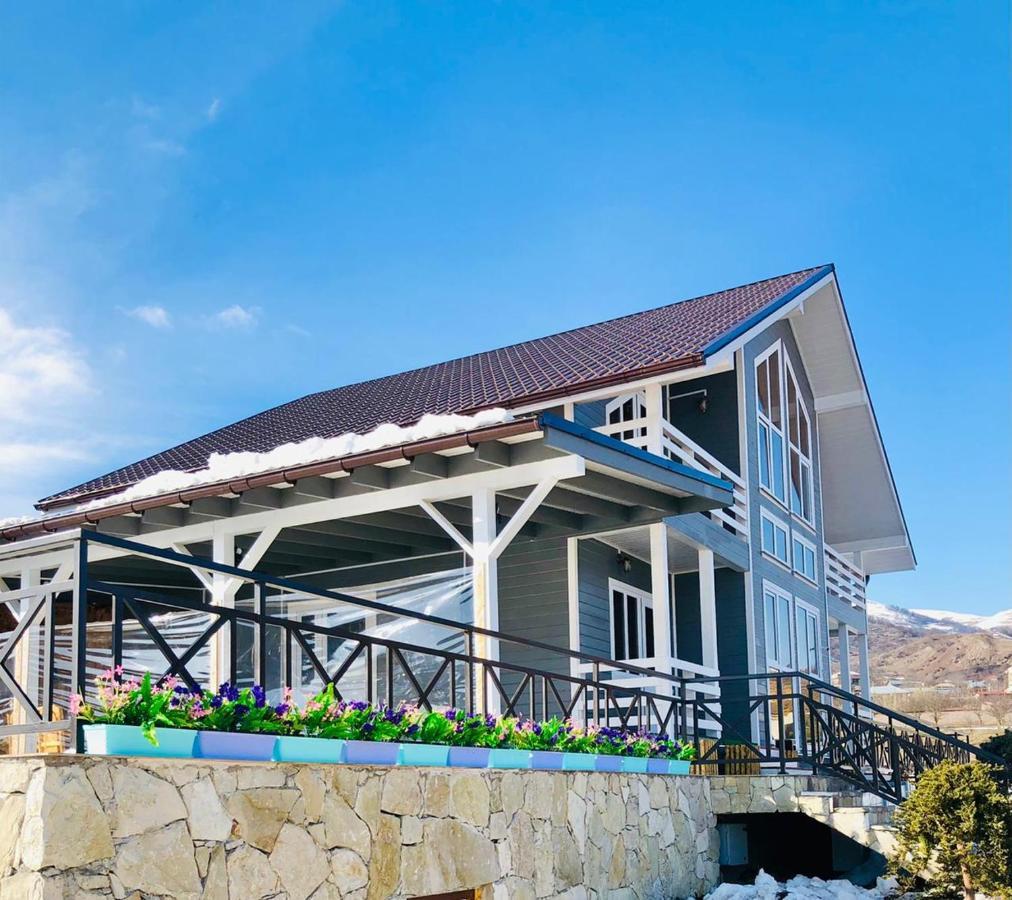 Cottage Chalet And Tours Дилиян Екстериор снимка