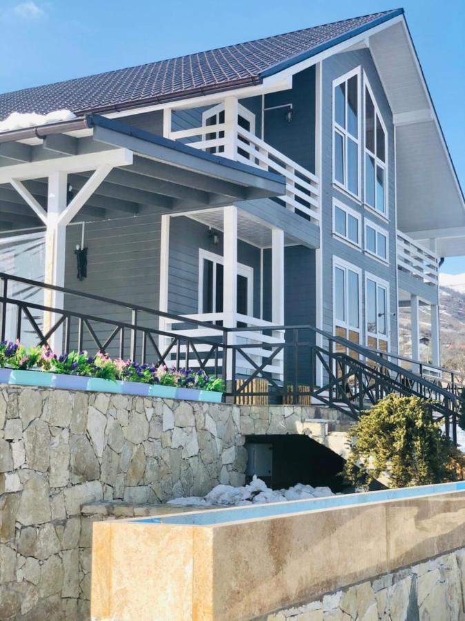 Cottage Chalet And Tours Дилиян Екстериор снимка