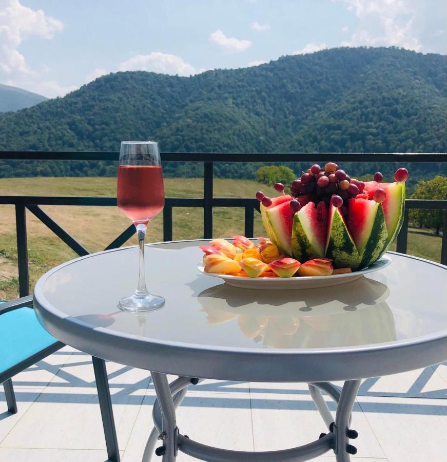 Cottage Chalet And Tours Дилиян Екстериор снимка