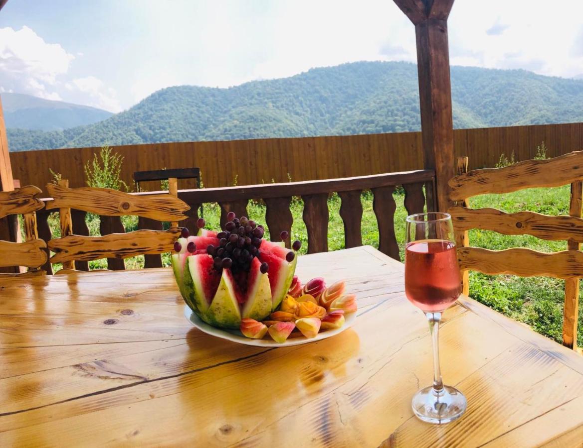 Cottage Chalet And Tours Дилиян Екстериор снимка