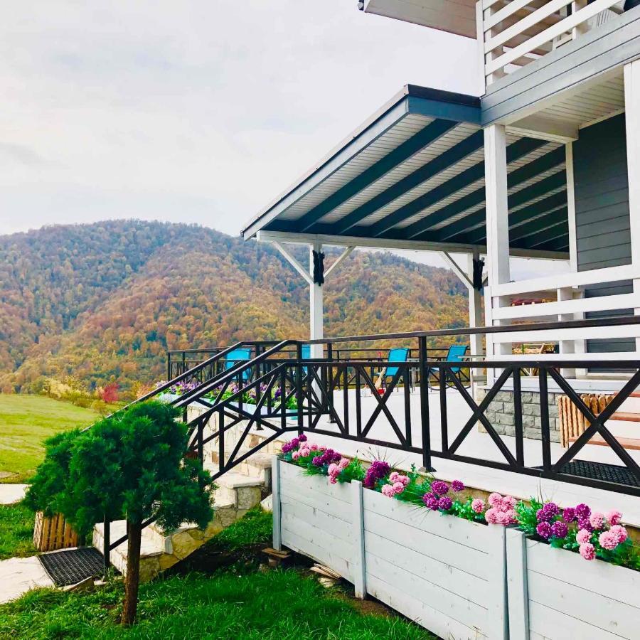 Cottage Chalet And Tours Дилиян Екстериор снимка