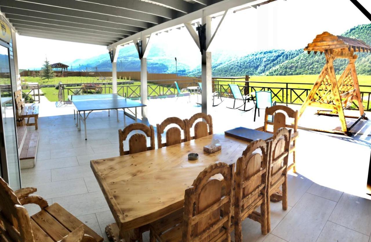 Cottage Chalet And Tours Дилиян Екстериор снимка