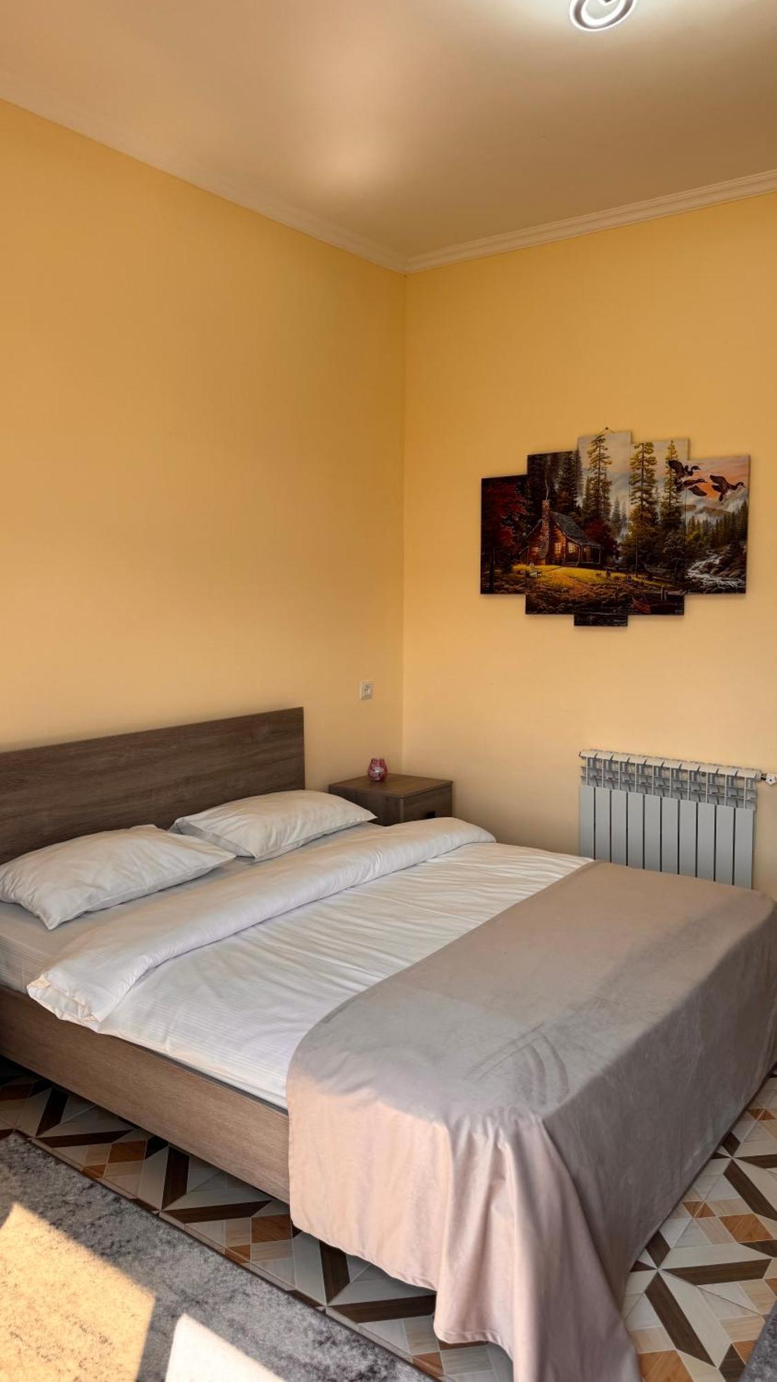 Cottage Chalet And Tours Дилиян Екстериор снимка